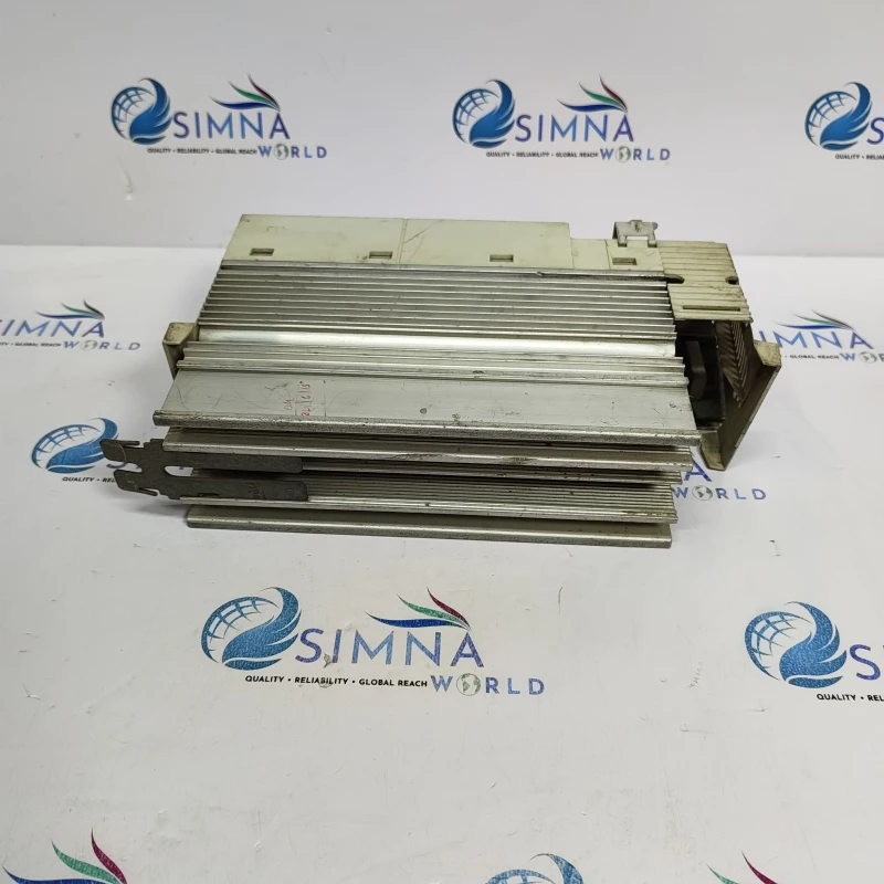 Lenze E82EV152K4C SERVO DRIVE thumbnail 4