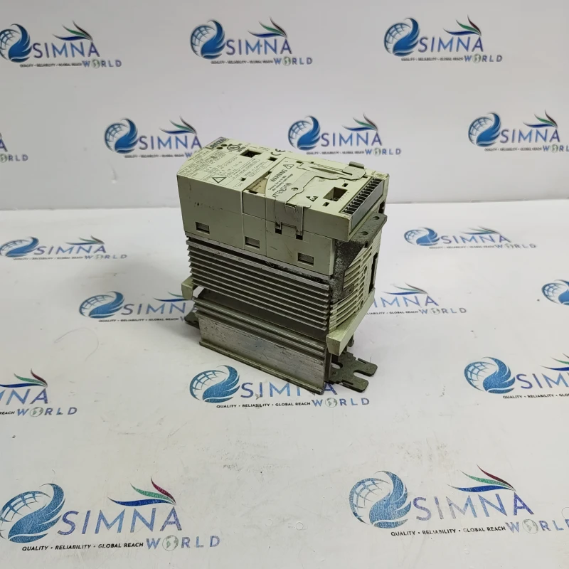 Lenze E82EV371_2C 8200 Vector Servo Drive. thumbnail 2