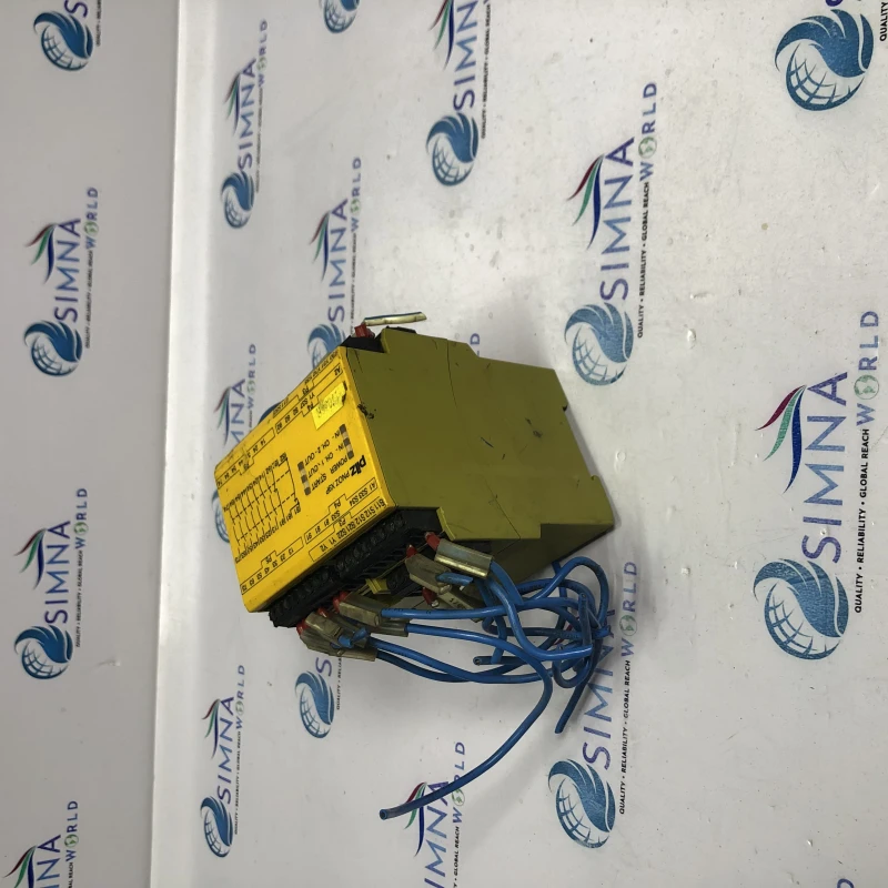 Pilz PNOZ X9P Safety Relay 777609. thumbnail 4